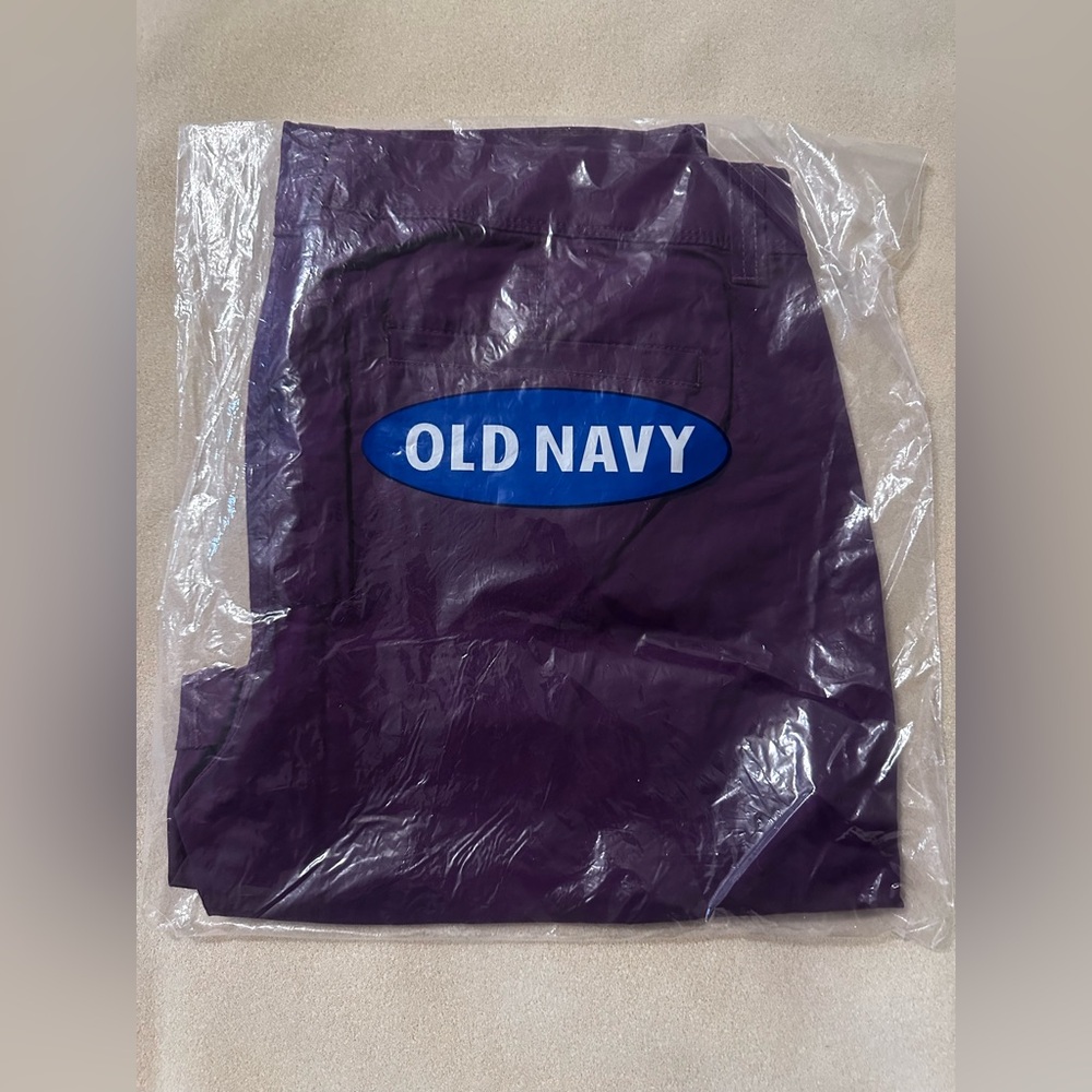 #1422 Old Navy Plum (Purple) Women’s Shorts for Effortless Style Sz 12